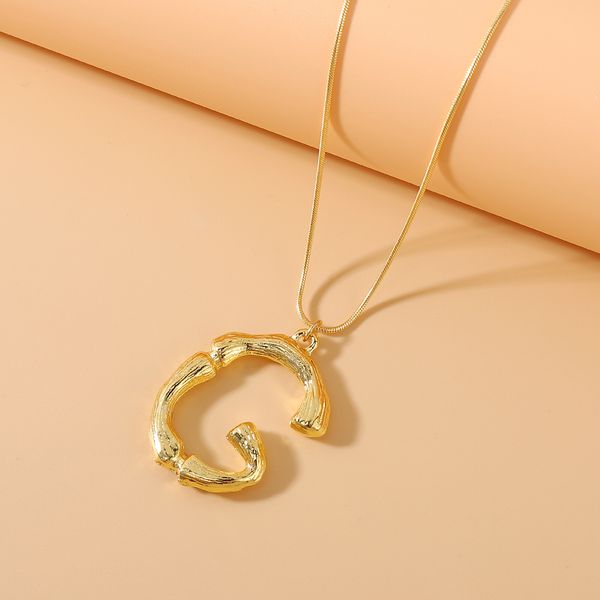 Bamboo G Pendant w/ chain